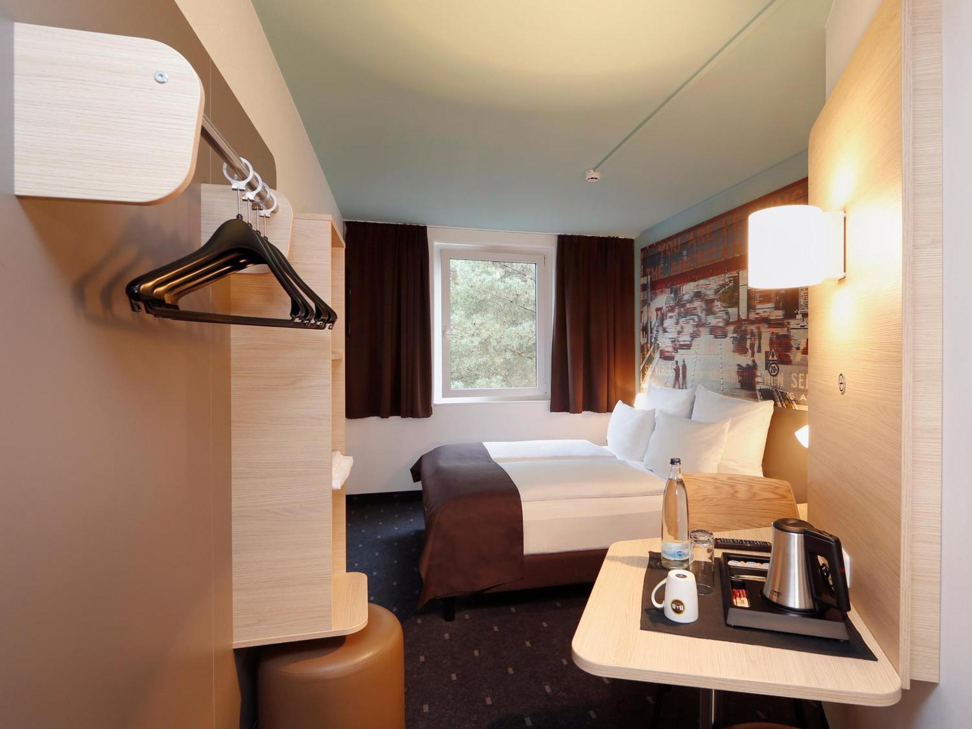 B&B Hotel Berlin-Dreilinden Клайнмахнов Екстер'єр фото