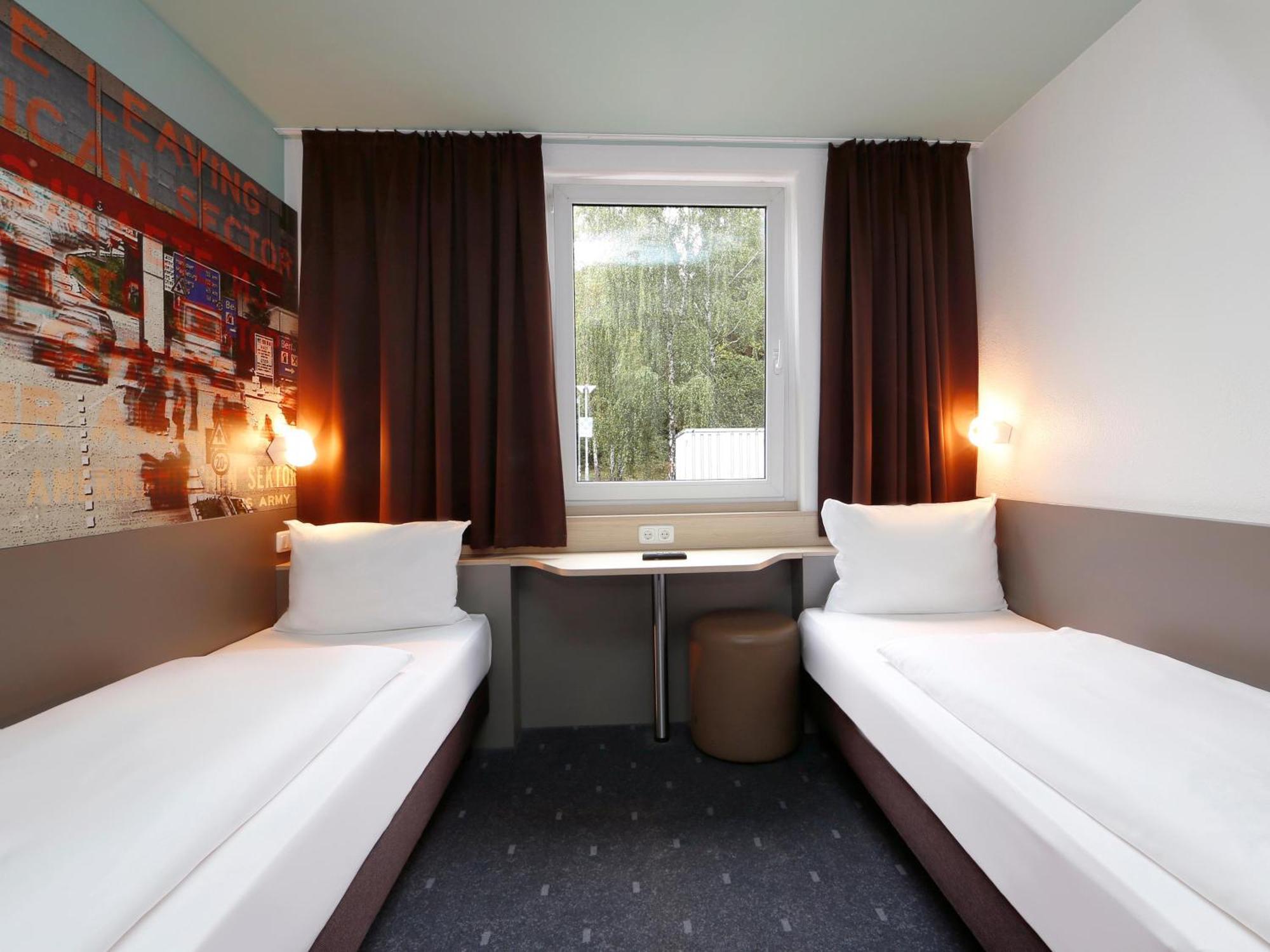 B&B Hotel Berlin-Dreilinden Клайнмахнов Екстер'єр фото