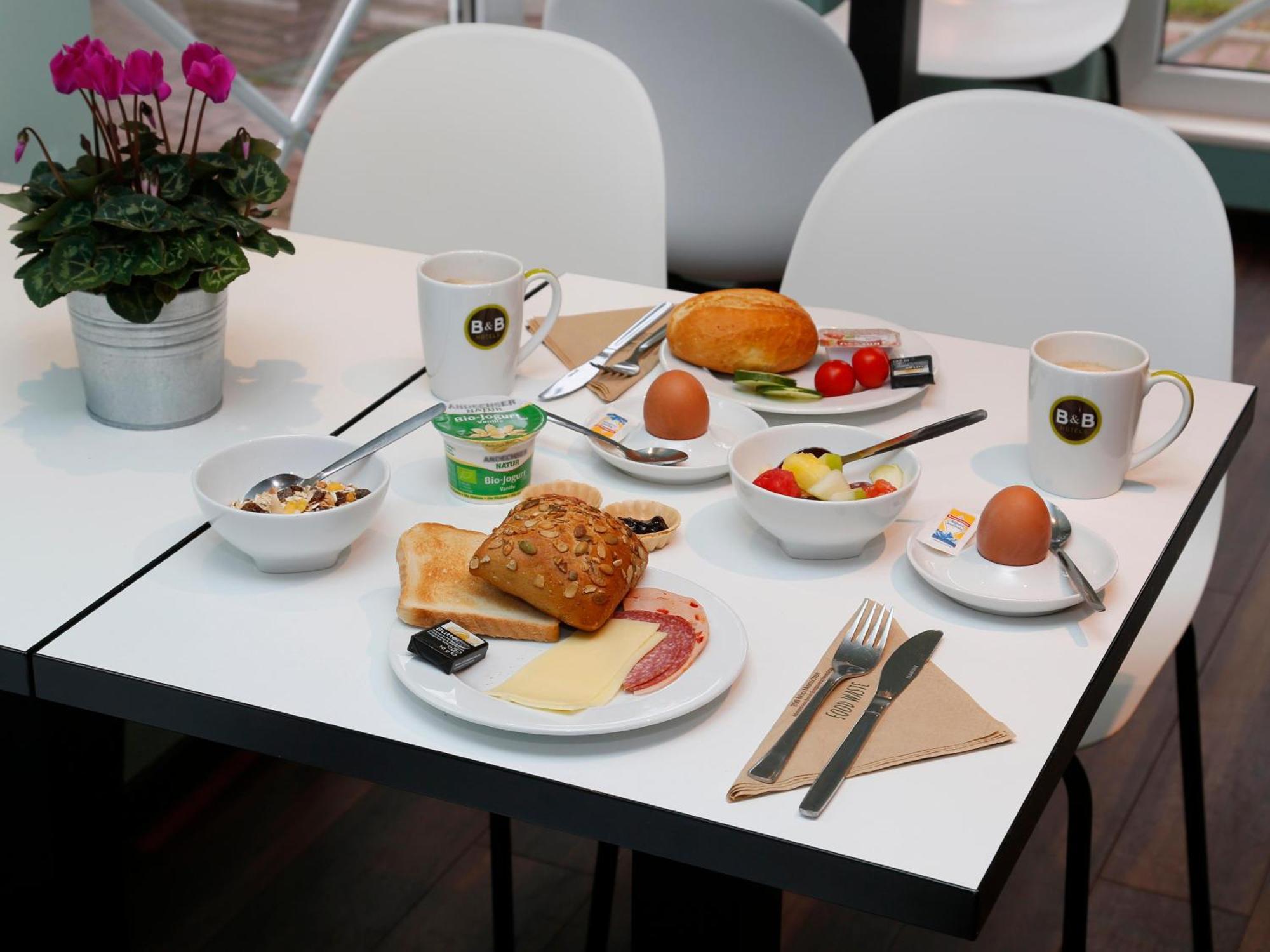 B&B Hotel Berlin-Dreilinden Клайнмахнов Екстер'єр фото