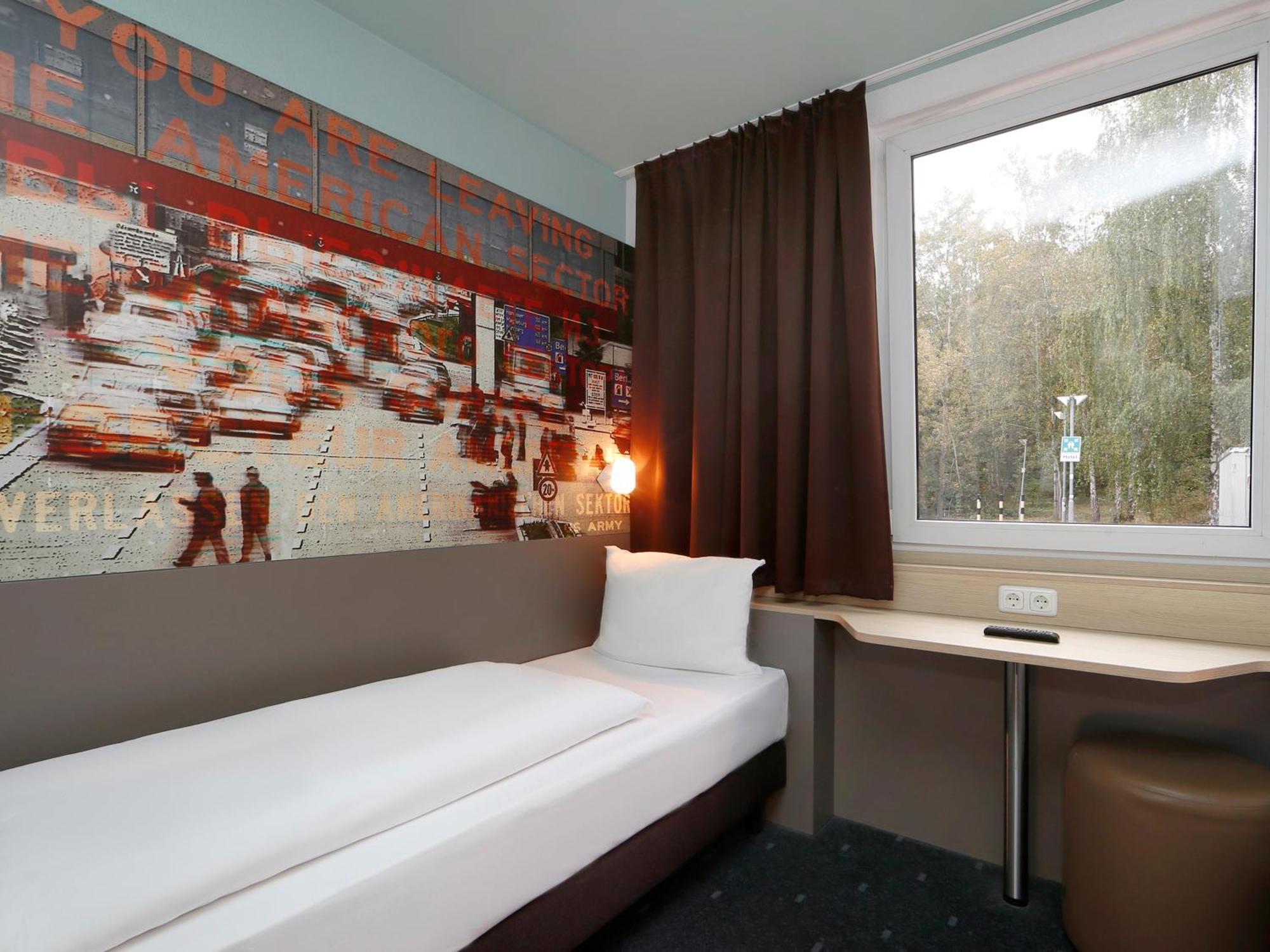 B&B Hotel Berlin-Dreilinden Клайнмахнов Екстер'єр фото